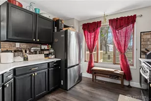 930 N Bickett Rd, Xenia, OH 45385 - Photo 36