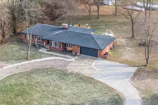 930 N Bickett Rd, Xenia, OH 45385 - Photo 6