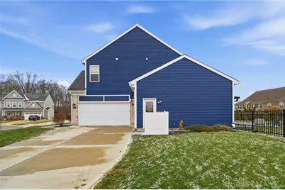 3640 Magnolia Trace Drive, Bellbrook, OH 45305 - Photo 6