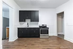 558 Wyoming St, Dayton, OH 45410 - Photo 6