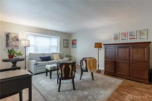 7785 Thomas Jefferson Ln, Washington Twp, OH 45459 - Photo 6