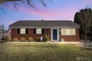 72 Quinby Ln, Dayton, OH 45432 - Photo 2