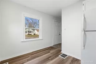 2942 Melbourne Ave, Dayton, OH 45417 - Photo 10
