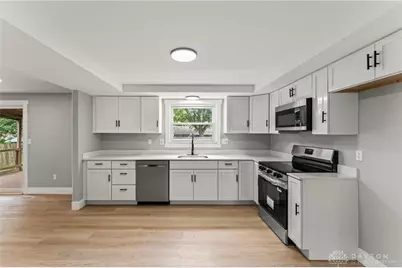 7371 Damascus Drive, Dayton, OH 45424 - Photo 12