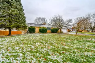 3397 Jonathon Dr, Beavercreek, OH 45434 - Photo 4