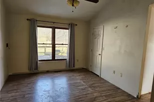 43 Hidden Creek Dr, Jamestown Vlg, OH 45335 - Photo 10