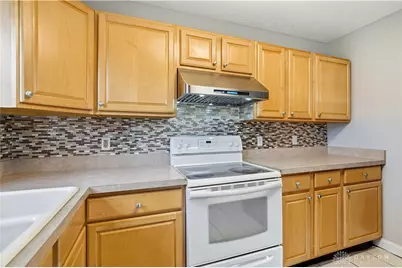 2764 Highland Village Lane, Miamisburg, OH 45342 - Photo 14