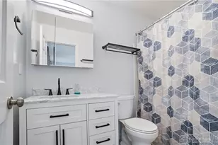 424 Gwinnett Cmns, Dayton, OH 45459 - Photo 18