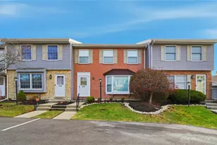 424 Gwinnett Cmns, Dayton, OH 45459 - Photo 2