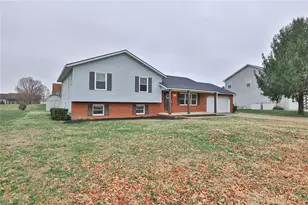 143 Westrock Farm Dr, Englewood, OH 45322 - Photo 2