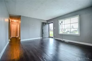 2416 Suffolk Ct, Dayton, OH 45420 - Photo 4