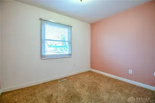 2416 Suffolk Ct, Dayton, OH 45420 - Photo 16