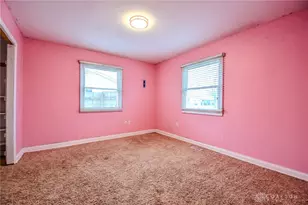 2416 Suffolk Ct, Dayton, OH 45420 - Photo 18