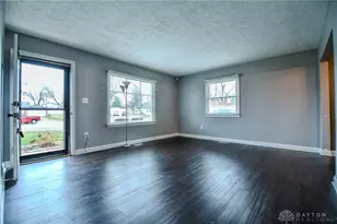 2416 Suffolk Ct, Dayton, OH 45420 - Photo 2