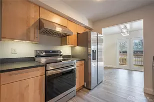 791 Ashton Circle, Dayton, OH 45429 - Photo 8