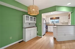 404 Waterfront Pl, Dayton, OH 45458 - Photo 8