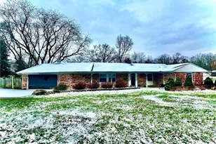 600 Laurelann Dr, Dayton, OH 45429 - Photo 1