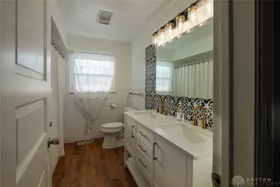 600 Laurelann Drive, Dayton, OH 45429 - Photo 18