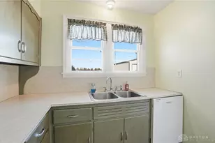 604 N Market St, Troy, OH 45373 - Photo 18