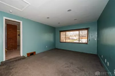 4518 Harbison Street, Dayton, OH 45439 - Photo 32