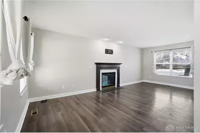 6439 Colonial Orchard Court, Liberty Township, OH 45011 - Photo 8