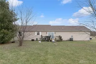 10592 Horseshoe Rd, Lynchburg, OH 45142 - Photo 2