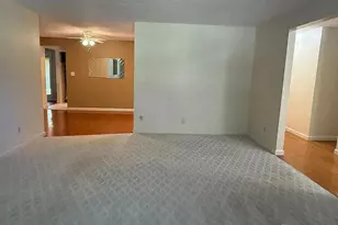 892 Hyde Park Dr, Dayton, OH 45429 - Photo 6