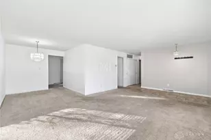 2185 Bending Willow Dr, Kettering, OH 45440 - Photo 6
