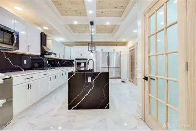 1045 W Grand Avenue, Dayton, OH 45402 - Photo 14