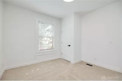 1045 W Grand Avenue, Dayton, OH 45402 - Photo 32