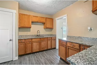 202 Santa Clara Avenue, Dayton, OH 45405 - Photo 16