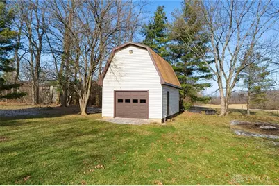 4290 Laura Marie Drive, Waynesville, OH 45068 - Photo 8