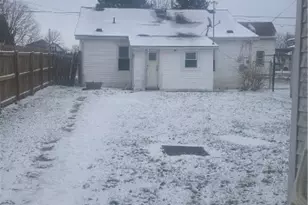 221 S High St, Covington, OH 45318 - Photo 2