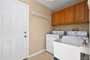 1200 Whitetail Dr, Fairborn, OH 45324 - Photo 24