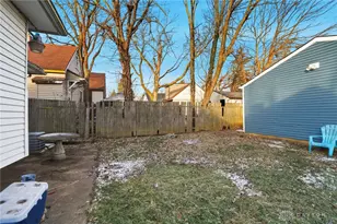 329 E Siebenthaler Ave, Dayton, OH 45405 - Photo 30