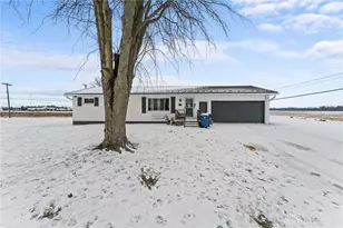 511 James St, Jackson Center, OH 45334 - Photo 2