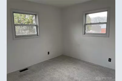 130 Oak Street, Fairborn, OH 45324 - Photo 14