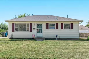 5374 Rawlings Dr, Dayton, OH 45432 - Photo 1