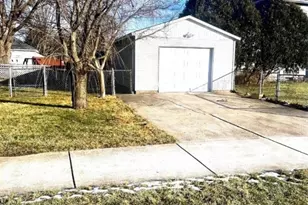 1314 Broadway St, Springfield, OH 45504 - Photo 2