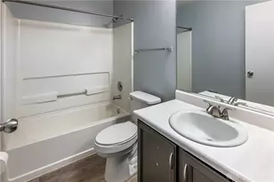 8810 Cabin Croft Ct, Huber Heights, OH 45424 - Photo 20