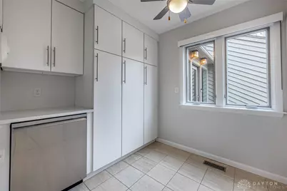 4445 Moraine Ridge Lane, Kettering, OH 45429 - Photo 18