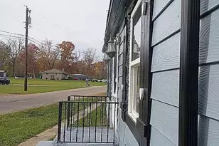 6413 Post Town Rd, Dayton, OH 45426 - Photo 2