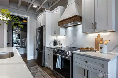 2010 Cedar Lake Drive, Dayton, OH 45424 - Photo 8