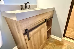 6189 Lesourdsville West Chester Rd, Liberty Township, OH 45011 - Photo 30