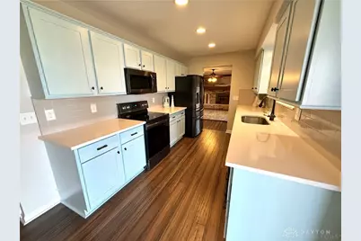 6189 Lesourdsville West Chester Road, Liberty Township, OH 45011 - Photo 14