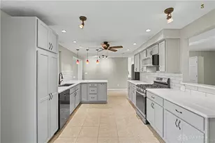 300 Heidi Ct, Washington Twp, OH 45459 - Photo 12