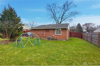 4821 Meadowvista Drive, Huber Heights, OH 45424 - Photo 18