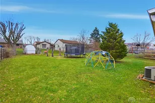 4821 Meadowvista Dr, Huber Heights, OH 45424 - Photo 20