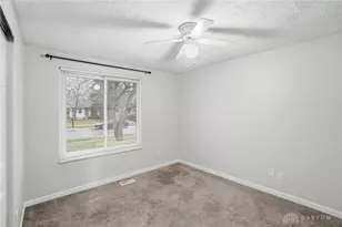 4821 Meadowvista Dr, Huber Heights, OH 45424 - Photo 14