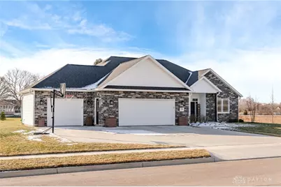 996 Stony Brook Lane, Troy, OH 45373 - Photo 2